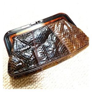 Marigolm vintage snakeskin clutch 1970s